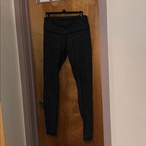 Herringbone Lululemon leggings!
